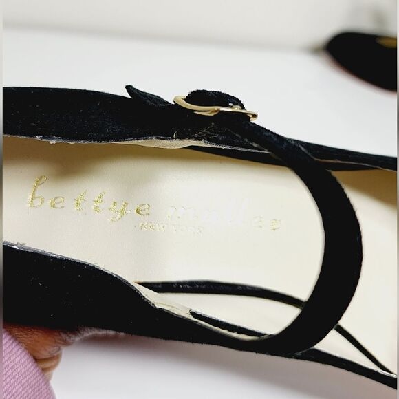 Bettye Muller - Picture 6 of 13